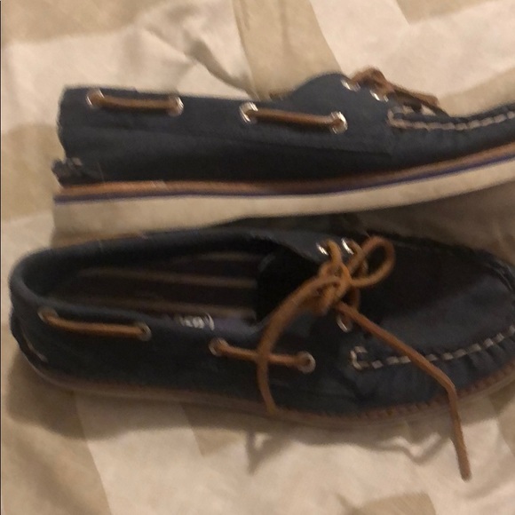 Sperry size 7 shoes - Picture 3 of 4